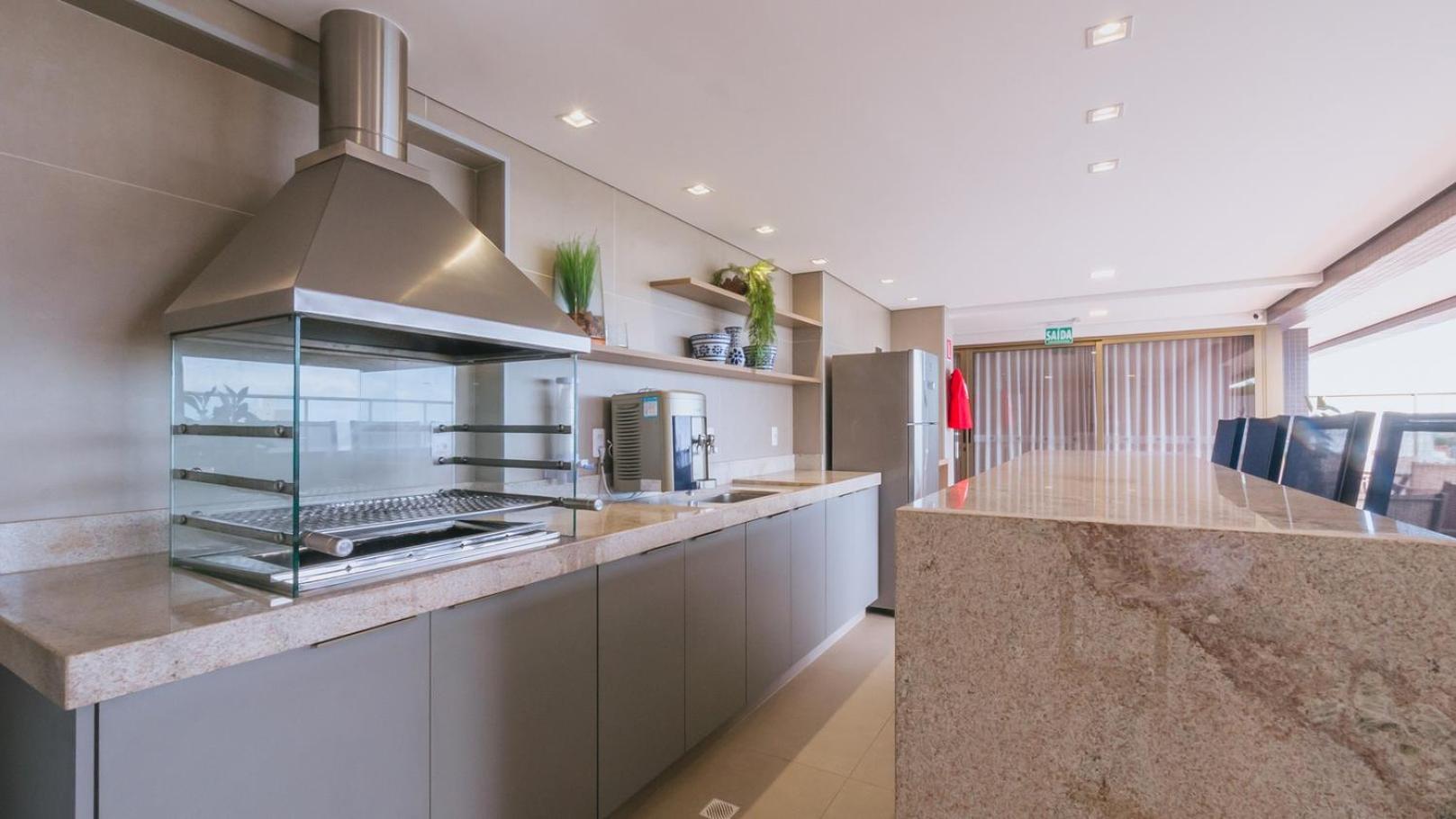 Apartamento Moderno A 750m Da Do Farol Da Barra Salvador