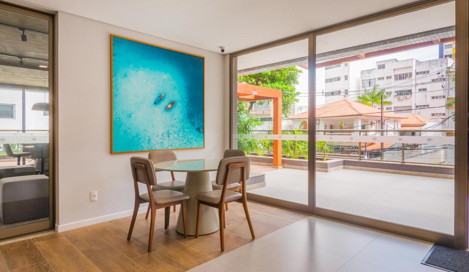 Moderno A 750m Da Do Farol Da Barra Apartamento *
